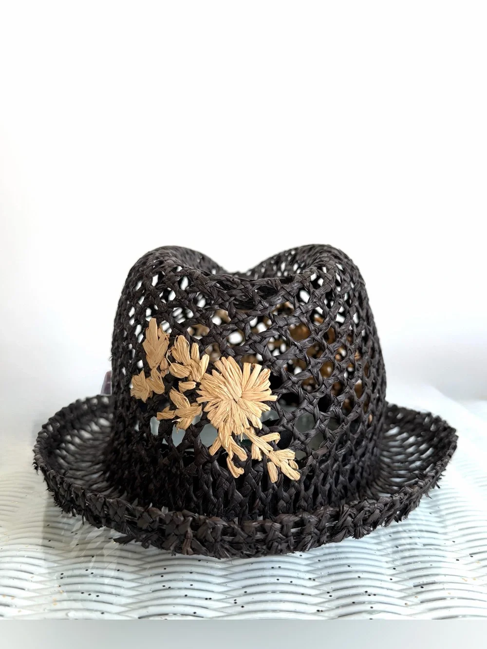 Ralph Lauren Black Woven straw Fedora with Tan Flower Embroidery adjustable Sz M